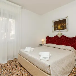 San Samuele Venecia
